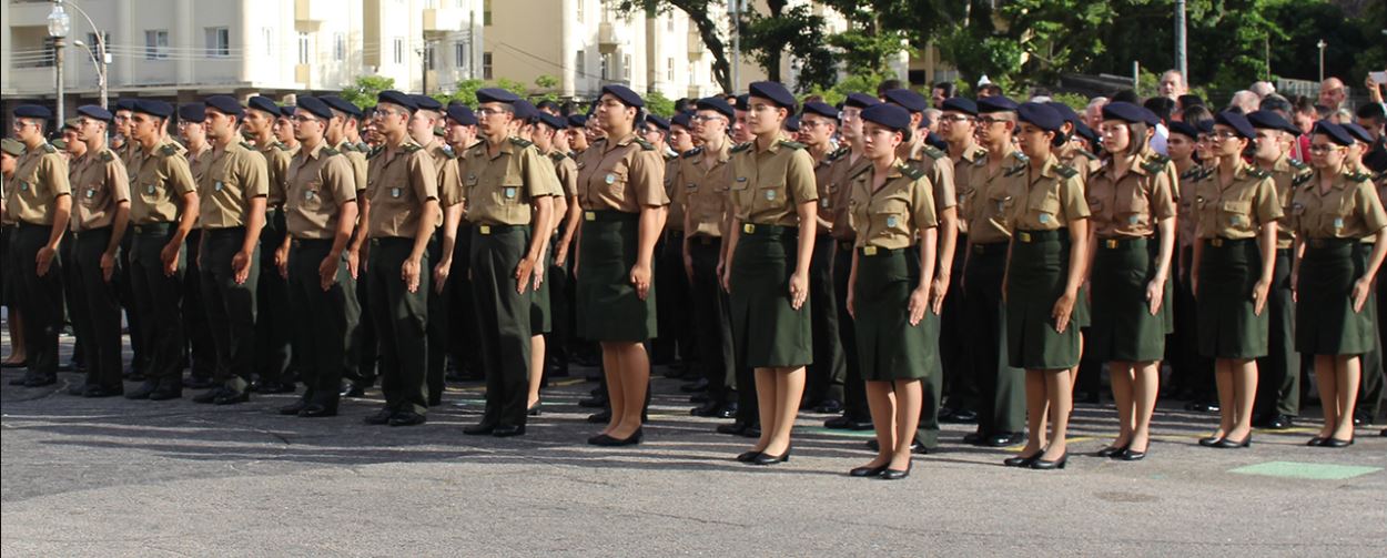 Como entrar no exército depois de ser dispensado? Descubra aqui! - Blog do  Papiro Concursos - Tudo sobre concursos Militares