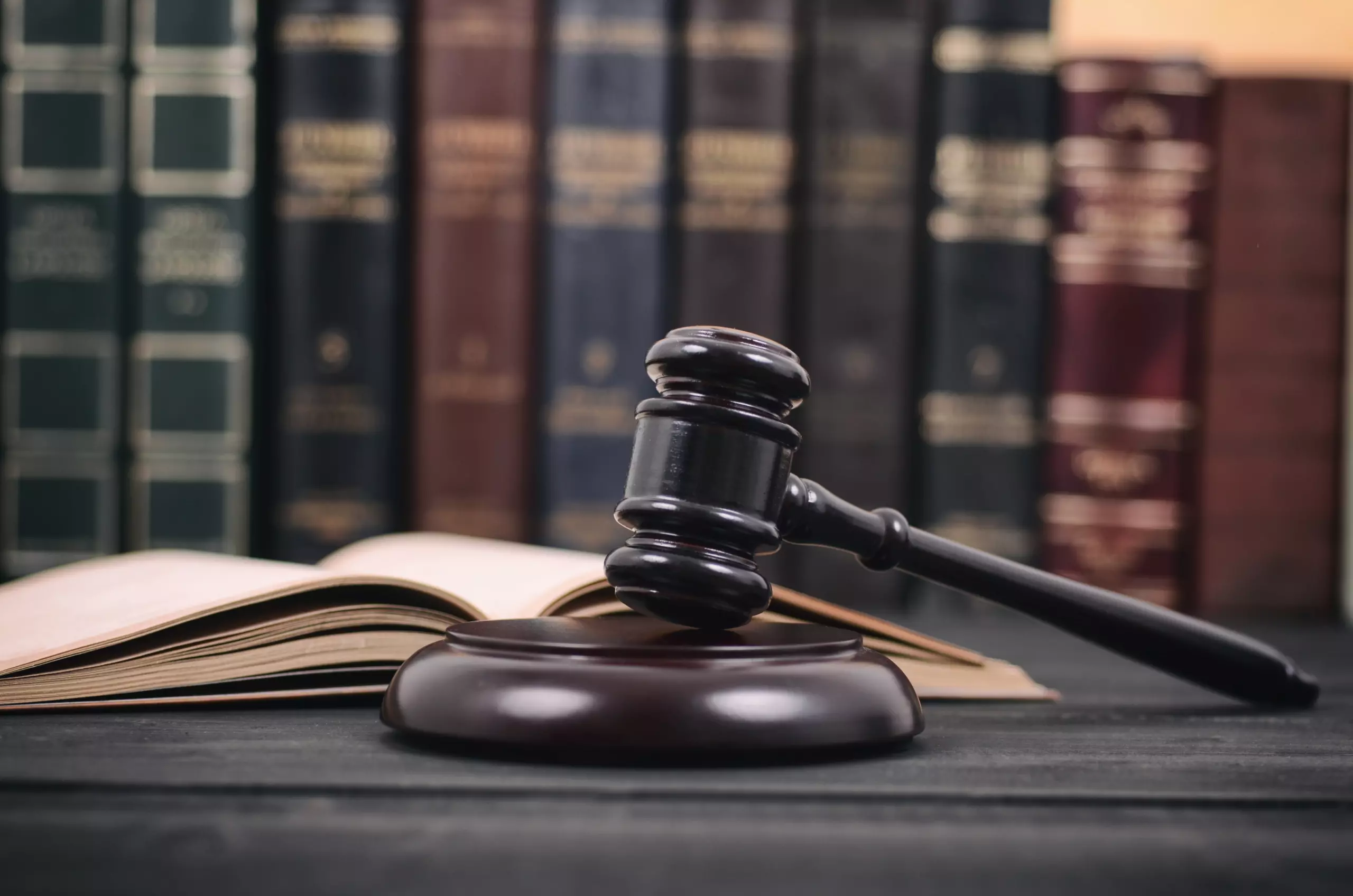 Crimes de guerra: o que são, tribunal de Haia e mais!